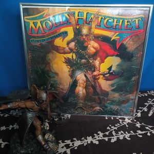 Set Frank Frazzetta's Dark Kingdom collectable and 79'LP Molly Hatchet
